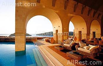 Blue Palace Hotel 